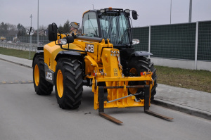 Телескопический погрузчик JCB 535-95