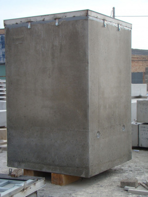 Форма для бетонных подземных контейнеров