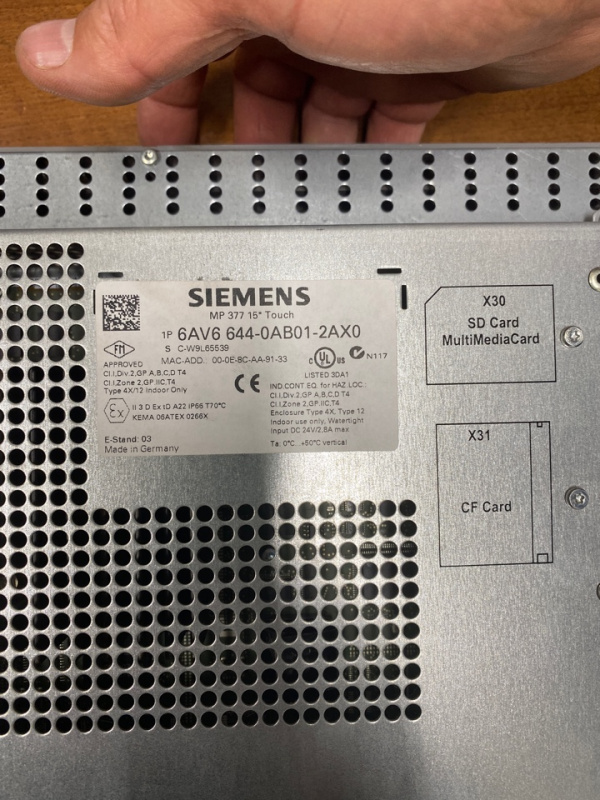 Панель оператора Siemens 15 MP377