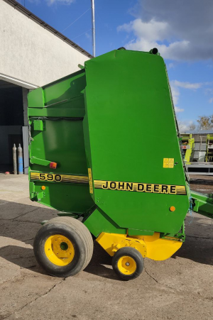 Пресс подборщик John Deere 590 (пресс Джон Дир)