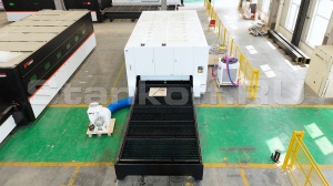 Высокомощный оптоволоконный лазерный станок в защитной кабине XTC-2060G/20000 Raycus