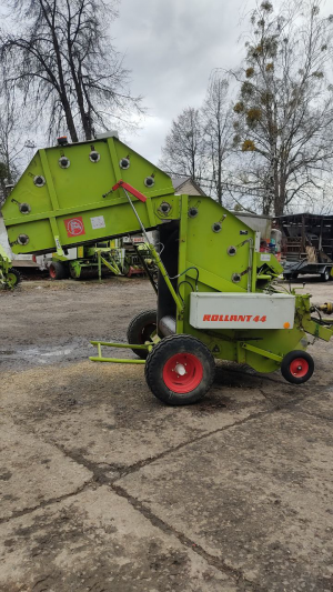 Пресс подборщик Claas Rollant 44 (Класс Роланд 44)