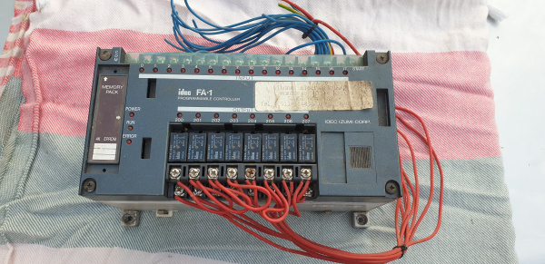 Программируемый контроллер idec PFA-1C24R