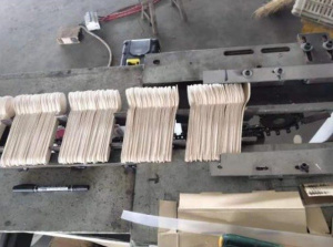 Линию для производства деревянных ложек, ножей и вилок