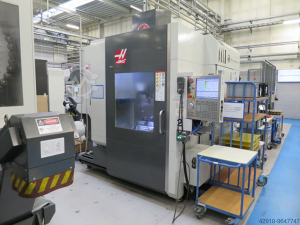 Вертикальный обрабатывающий центр HAAS UMC 750