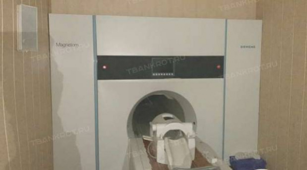 Магнитно- резонансный томограф Impact Expert, фирма производитель .