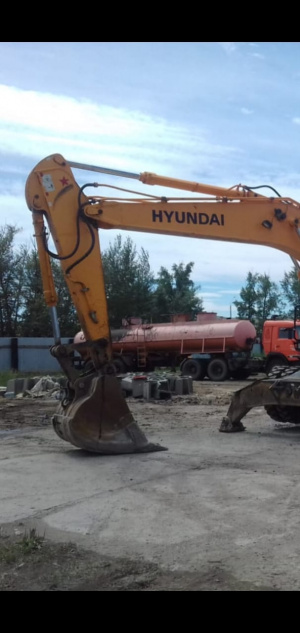 Универсальный экскаватор Hyundai R200W-7