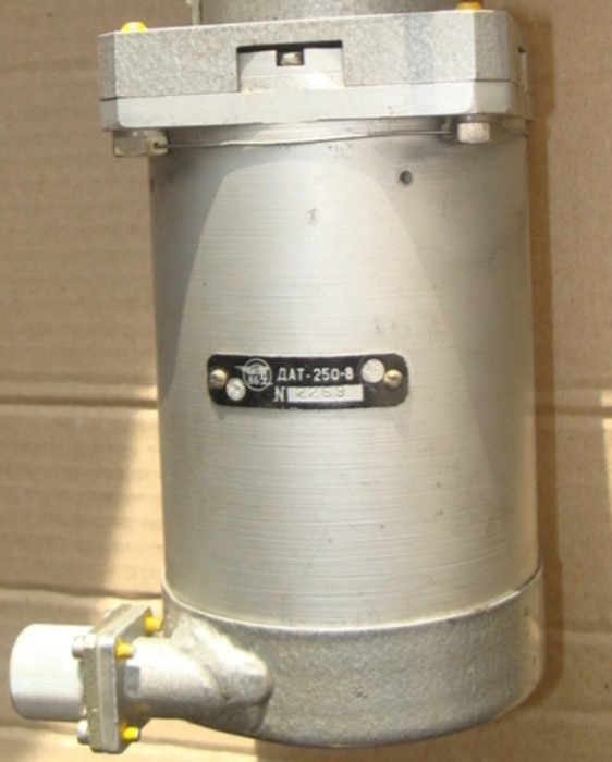 електродвигун асинхронний ДАТ-250-8