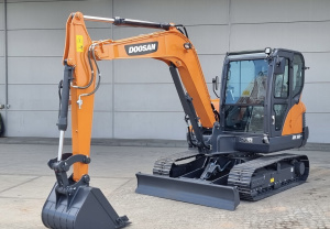 Гусеничный мин-экскаватор Doosan DX60 ACE -10N