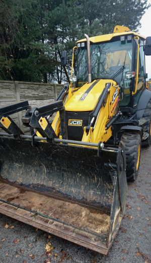 Экскаватор-погрузчик JCB 3CX SITEMASTER