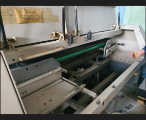 Машина бесшвейного скрепления кбс Komori JMD