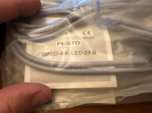 SMEO-4-K-LED-24B Festo Датчик положения герконовый