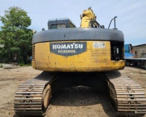 Экскаватор Komatsu PC228US-3, 2007 года выпуска, рег. знак 7501ВТ25, зав. № РС228-020427, цвет: жёлтый-серый