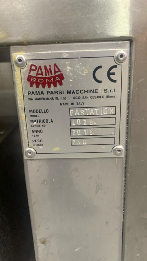 Итальянскую автоматическую машину для производства макарон PASTATION