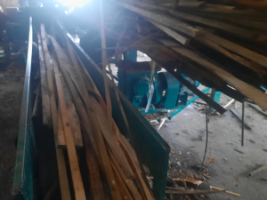 Дробарка ДДО-4 подрібнювач деревини, обапалу, круглого лісу в тирсу