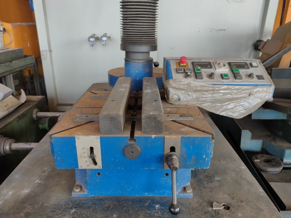 Шлифовально-притирочный станок EFCO SM-450DN