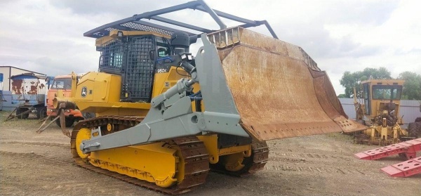 бульдозер JOHN DEERE 950K в отличном состоянии