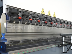 Гидравлический листогибочный пресс KRRASS PBS 250/4000 4 axis
