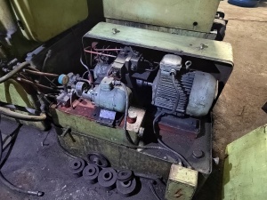 плоскошлифовальный станок 3Б722