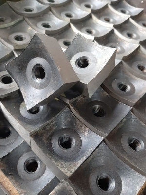 #корончатые ножи для шредера, #корончатые ножи, #ножи для дробилки 40х40х24, #ножи для дробилки 40х40х25, #ножи для дробилки genox