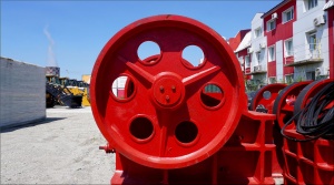 Щековая дробилка PE 400x600