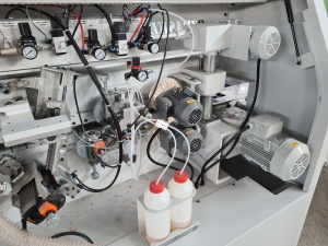 Автоматический кромкооблицовочный станок BEEMATIC KY60R