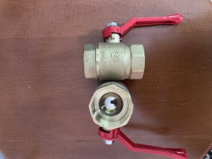 Краны шаровые, латунь Ст​андарт 220, ВР рычаг кр​асный ГАЛЛОП