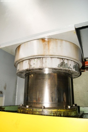 Гидравлический пресс DIEFFENBACHER 350 T