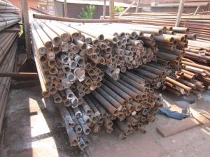 Труба металлическая диаметром 38 и 57 мм