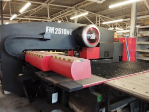 Координатно-вырубной пресс AMADA EM2510NT