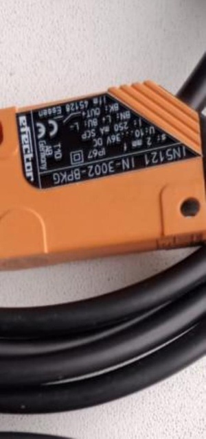 IN5121 IFM Efektor IN-3002-BPKG индуктивный датчик