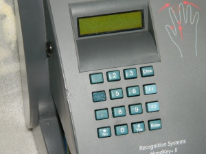 Сканер контроля доступа по руке Schlage HK-II (США)