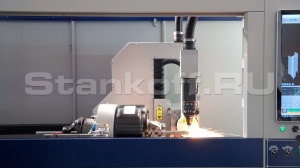 Лазерный станок для резки труб высокой скорости LPC-A160T/3000 Raycus