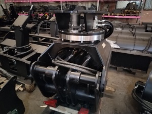 Лесозахват LoGGrip07 X с ОПУ на экскаваторы 25-35т