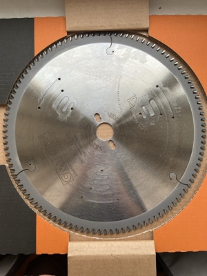 350x30x3,5/2,5 Z=108 a=10° диск пильный [ ДСП, ЛДСП, МДФ, ламинированные панели, твердая древесина, фанера ]