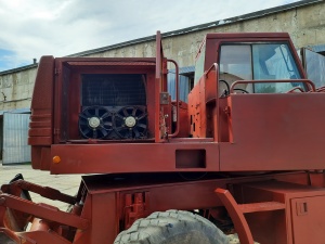 Колёсный экскаватор Case 888 BP, 1994