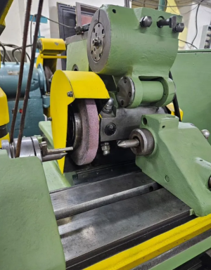 Универсальный круглошлифовальный 3В10