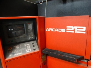 Координатно-пробивной пресс AMADA ARCADE 212 с ЧПУ Fanuc 16p