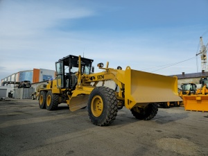 Грейдер SEM 922 AWD