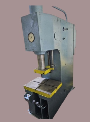 Пресс гидравлический П6328