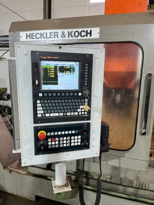 Вертикальный обрабатывающий центр с ЧПУ Heckler & Koch BA 30 CNC