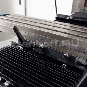Фрезерно-сверлильный станок FM-25VL