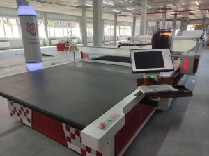 Раскройный комплекс ANDRE MOZES ART2025