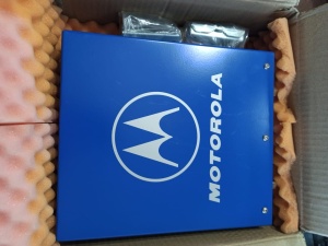 Усилитель Motorola TMA412 (410–420 МГц)