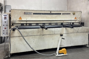 Механические гильотинные ножницы ERMAK GMR 2600 X 4
