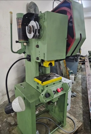 Пресс кривошипный КД2114А