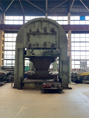 CARBOX hydraulic press 1982, 5000t force