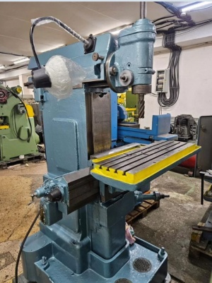 Универсальный фрезерный станок 675П