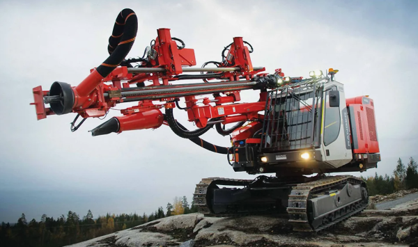 BG00863496 Рама правая Sandvik