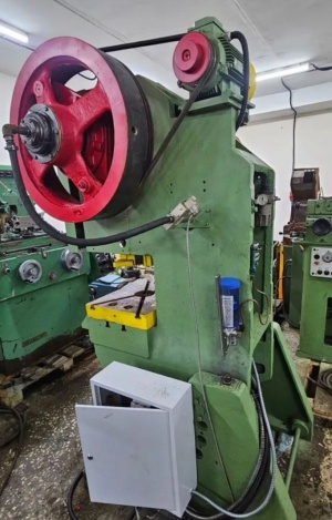 Пресс кривошипный К2322